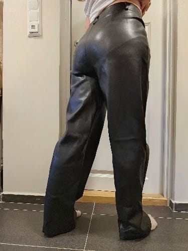 Customer photo review of Giselle High Waisted Leather Pants
