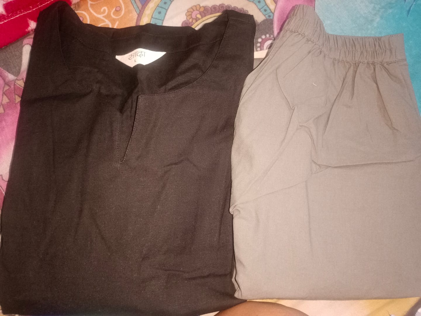 Customer photo review of Women Black Airy Linen Split Neck Short Kurta