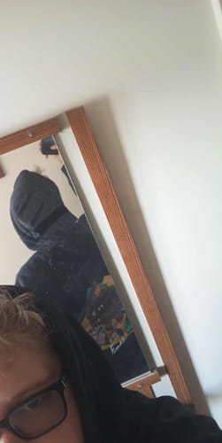 Customer photo review of Kubista Frakk Prémium Hoodie