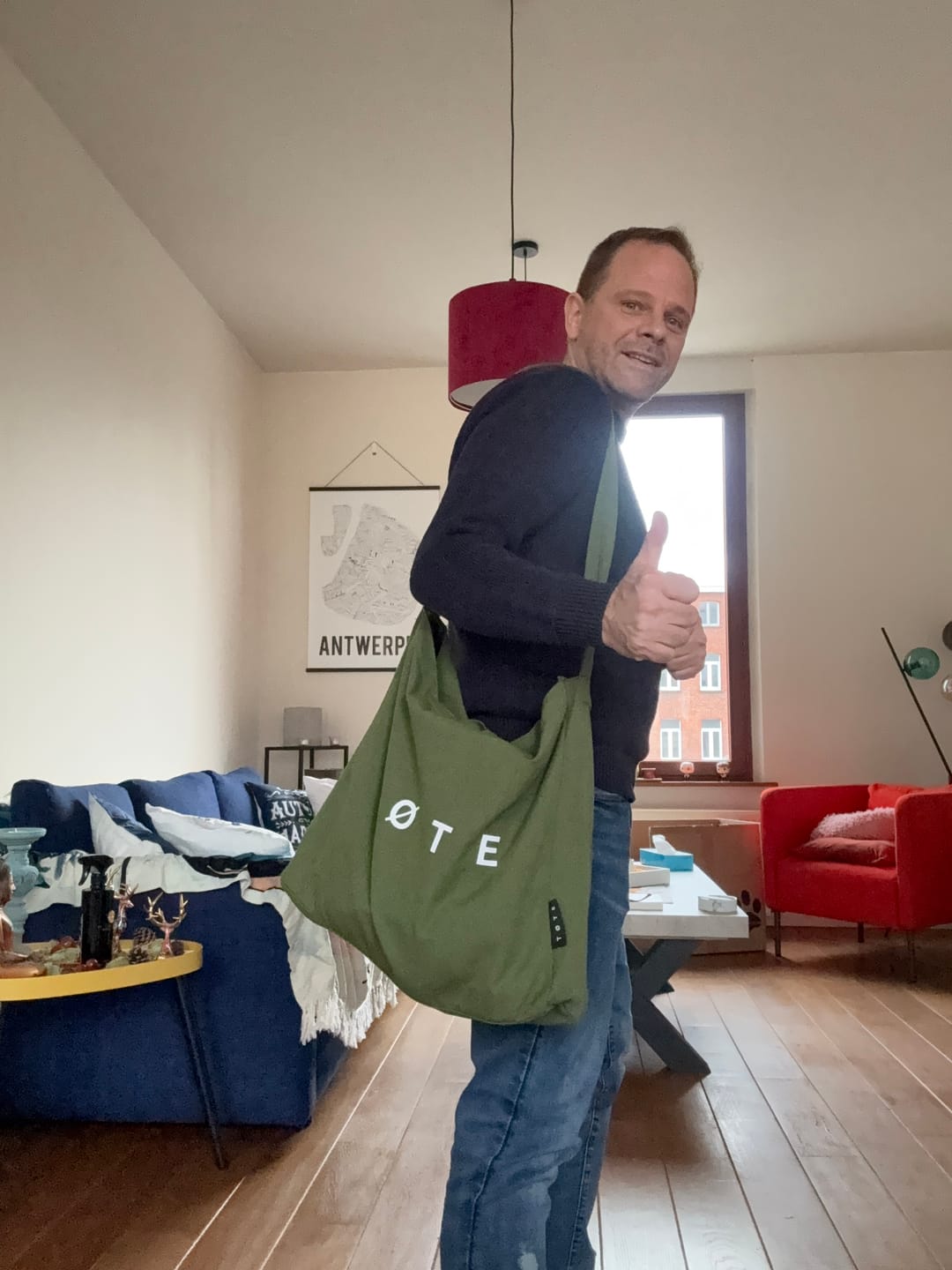Customer photo review of Khaki Green TØTE Bag