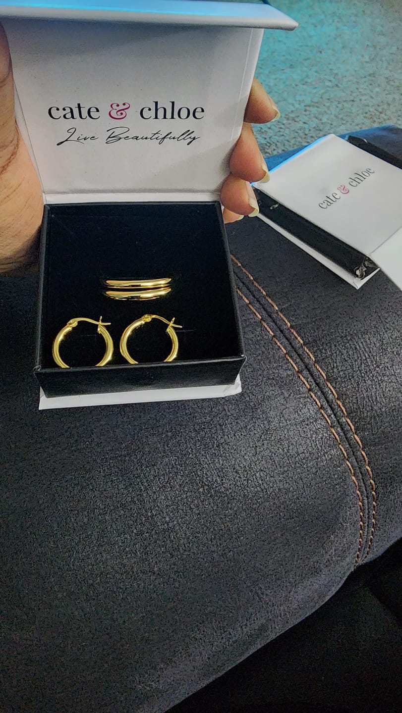 Customer photo review of Amy 18k White Gold Plated 20mm/30mm Hoop Earrings