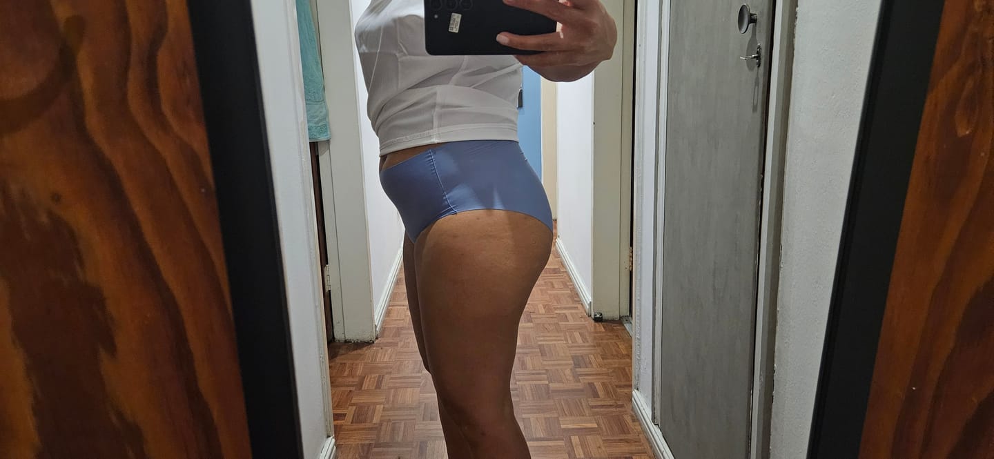 Customer photo review of 3 Pieces Women's Seamless Underwear
