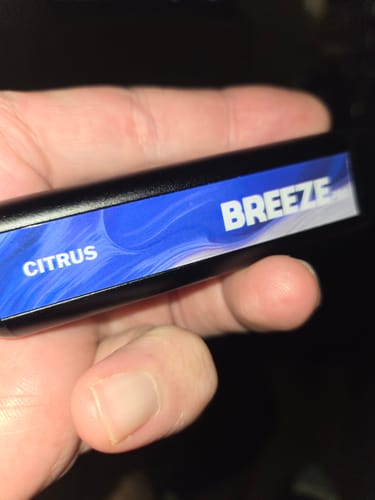 Customer photo review of Breeze Pro Disposable Vape