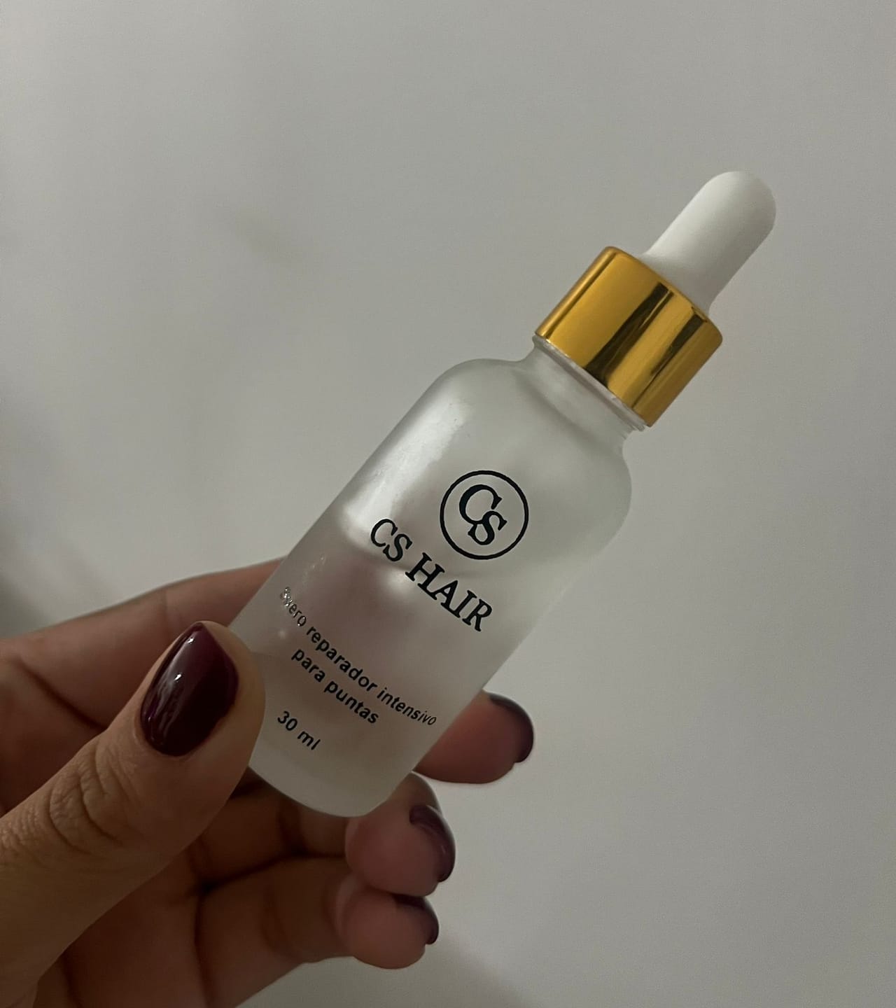 Customer photo review of Suero reparador intensivo para puntas y cabello dañado