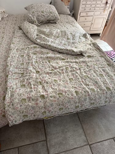 Customer photo review of Botani Linen Duvet Cover