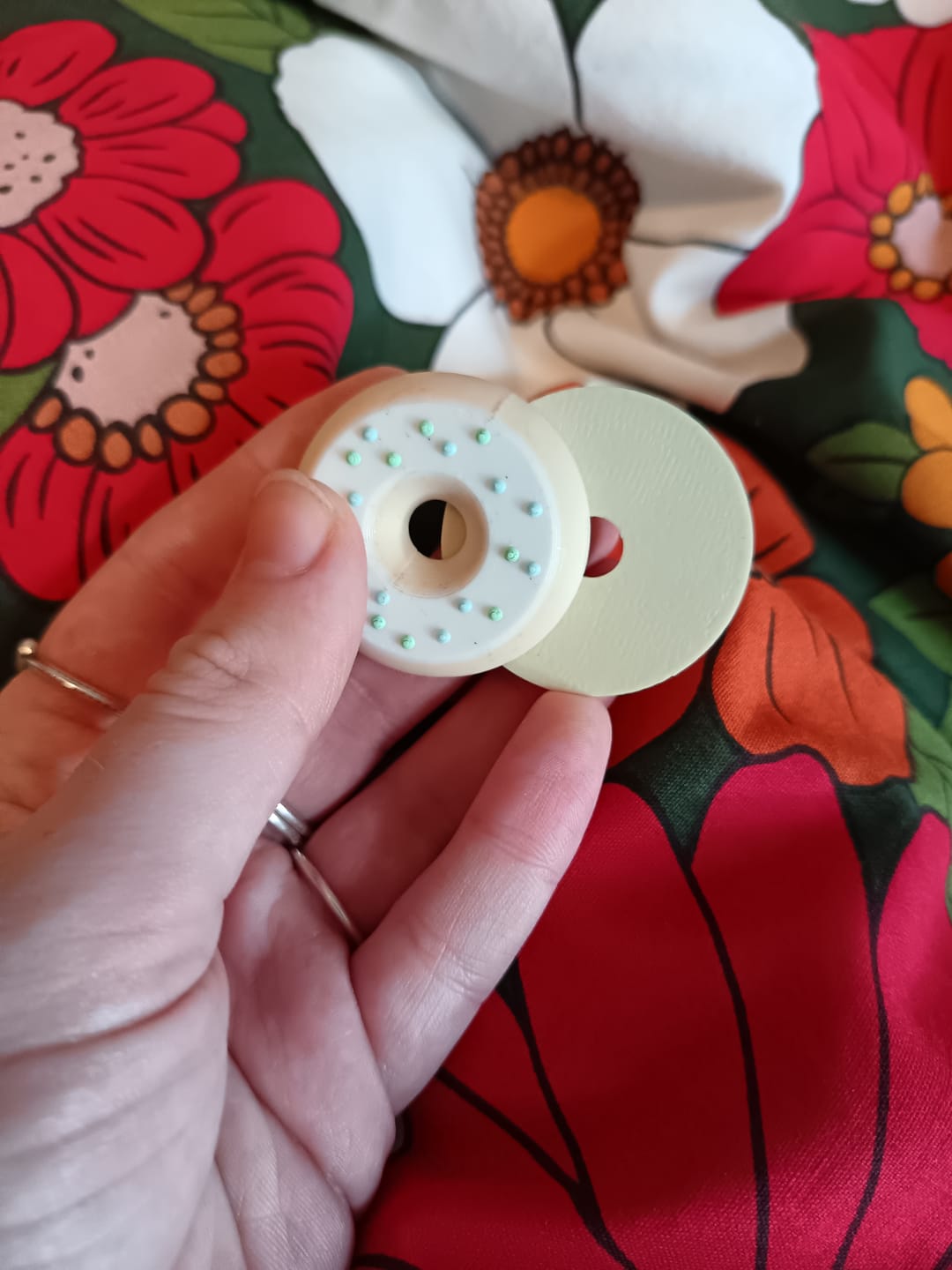 Customer photo review of FidgetGlaze