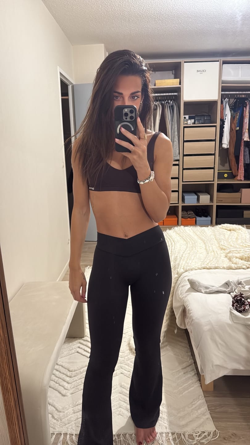 Customer photo review of W215 Vital Flare Pants
