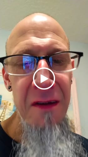 Customer video review of Honey Banana  Disposable (.5g) - Tier 2