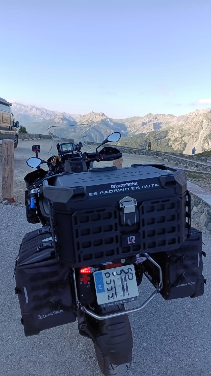 Customer photo review of MotoCase – The Ultimate Top Case