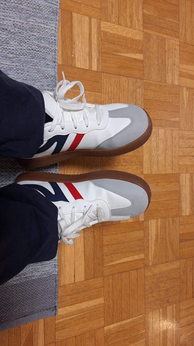 Customer photo review of Laurel - Breitfußschuh