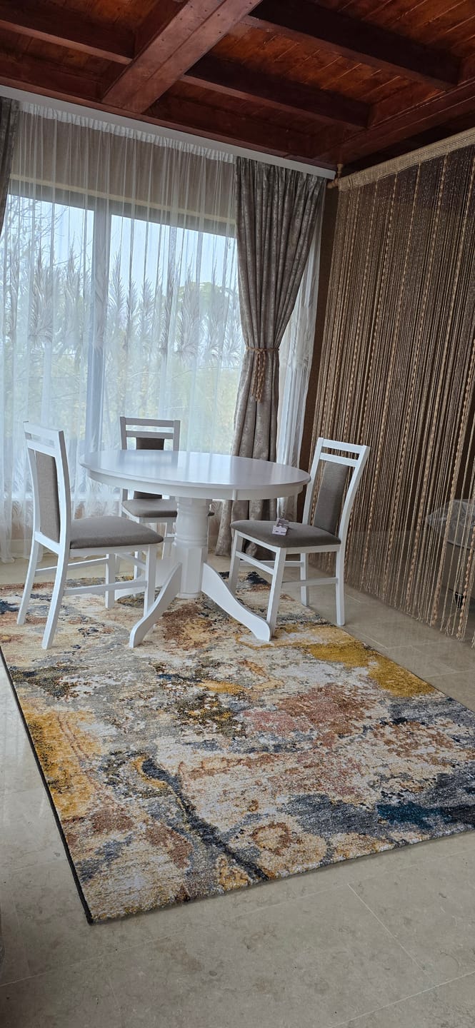 Customer photo review of Masa GLOSTER, alb, 106x106x75 cm