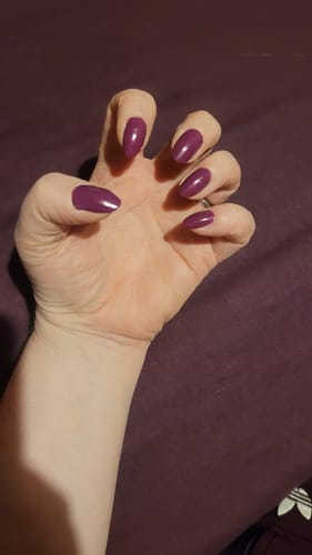 Customer photo review of CND™ Vinylux™ All The Rage 15ml