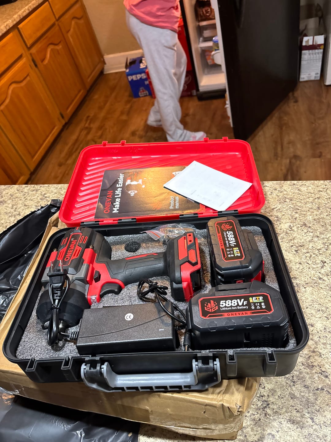 Customer photo review of ONEVAN 1/2" 2800N·m Brushless Cordless Impact Wrench | For Makita 18V Battery