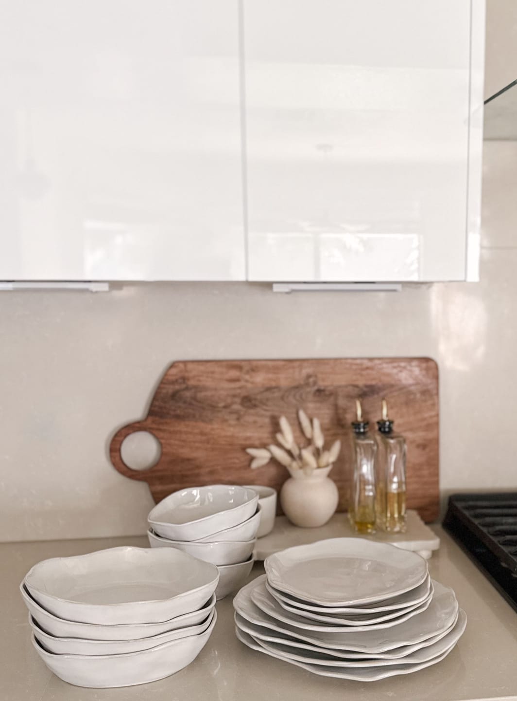 Customer photo review of 16-Piece Stoneware Set-Pearl White