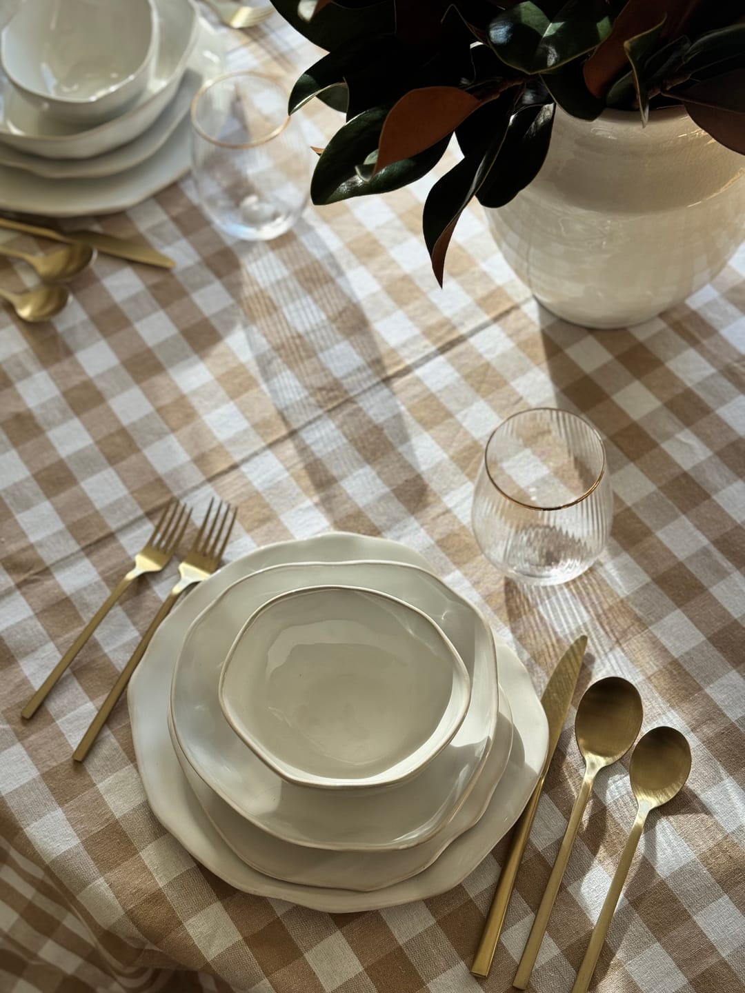 Customer photo review of 16-Piece Stoneware Set-Pearl White