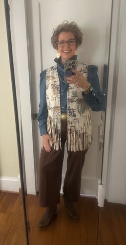 Customer photo review of Judy Blue Mid-Rise Wide Leg Cropped Maple Garment Dyed Utility Pocket Jeans