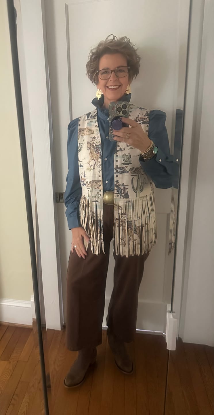 Customer photo review of Judy Blue Mid-Rise Wide Leg Cropped Maple Garment Dyed Utility Pocket Jeans