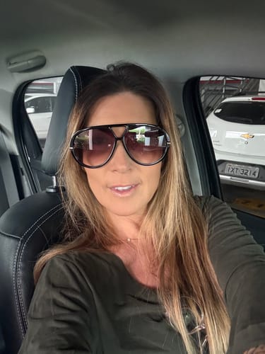 Customer photo review of Óculos Veneza