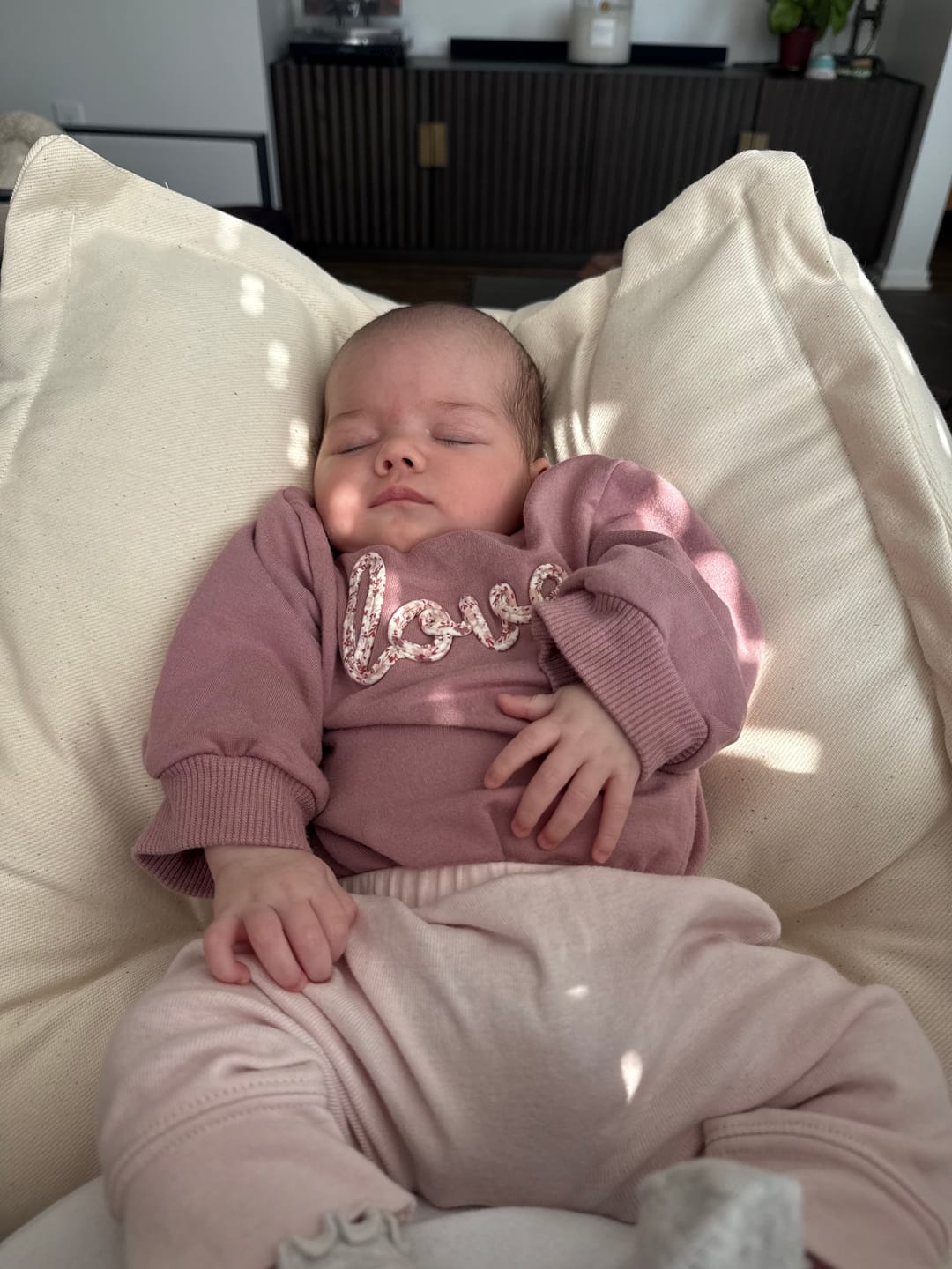 Customer photo review of Peekaboo Pillow | Original