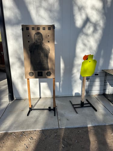 Customer photo review of Double T-Shaped Base Stand + Mounting Kit + 1/2" X 12" X 20" Torso