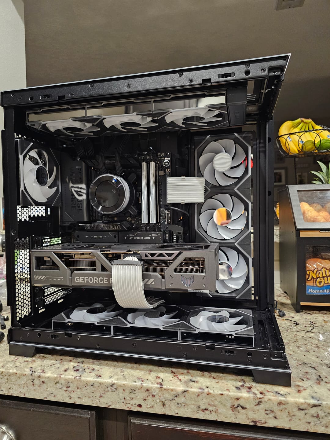 Customer photo review of Nollie FAN GC120 ARGB Cooling Fan Modular Stackable Splicing PWM Silent 120mm RGB Fans