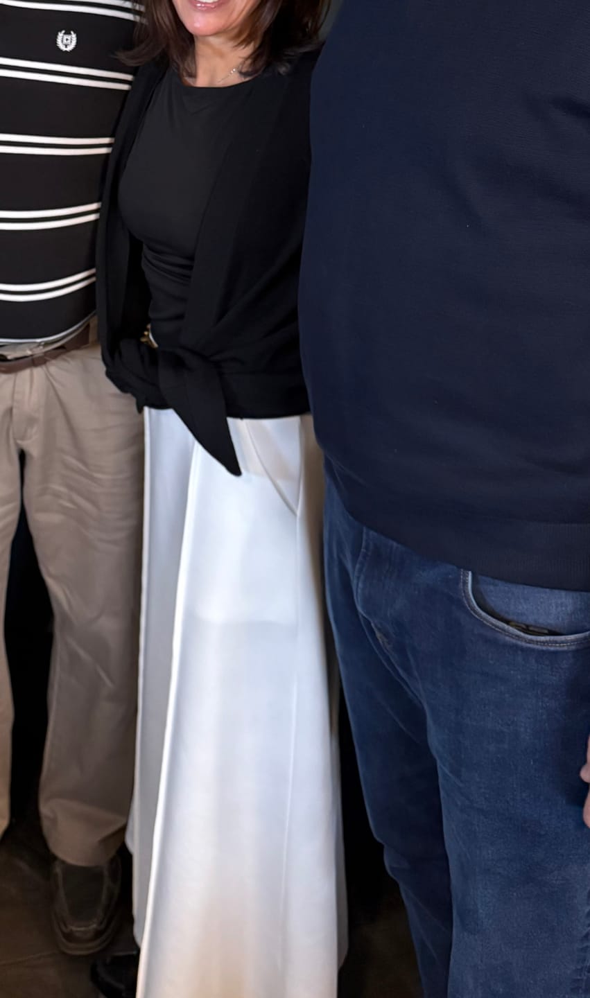 Customer photo review of H-type skirt
