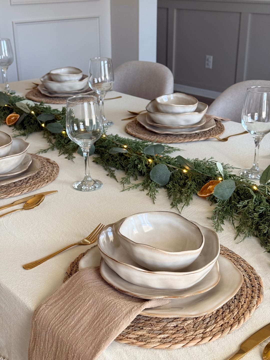 Customer photo review of 16-Piece Stoneware Set-Crema