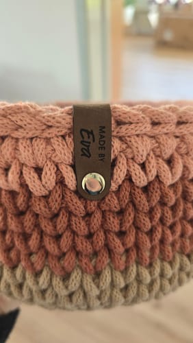 Customer photo review of Personalisierte Labels mit Chicago Screws - Kunstleder-Label mit Schrauben