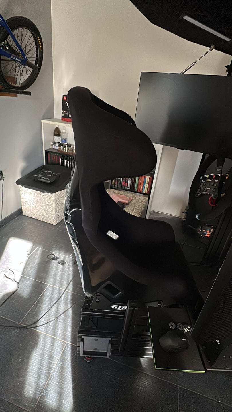 Customer photo review of INERTIA Bucket Seat