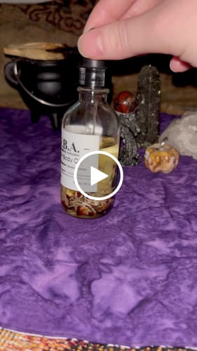 Customer video review of W.B.A. Witch Bitch Autumn Bath & Body Oil