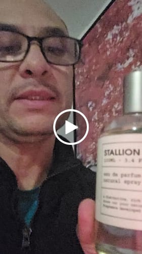 Reseña con vídeo de un cliente sobre Perfume Emper Stallion 53 100ml Edp Unisex