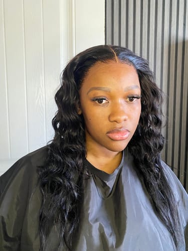 Customer photo review of Majestic Hold Ultimate Extra Hold Lace Glue Spray