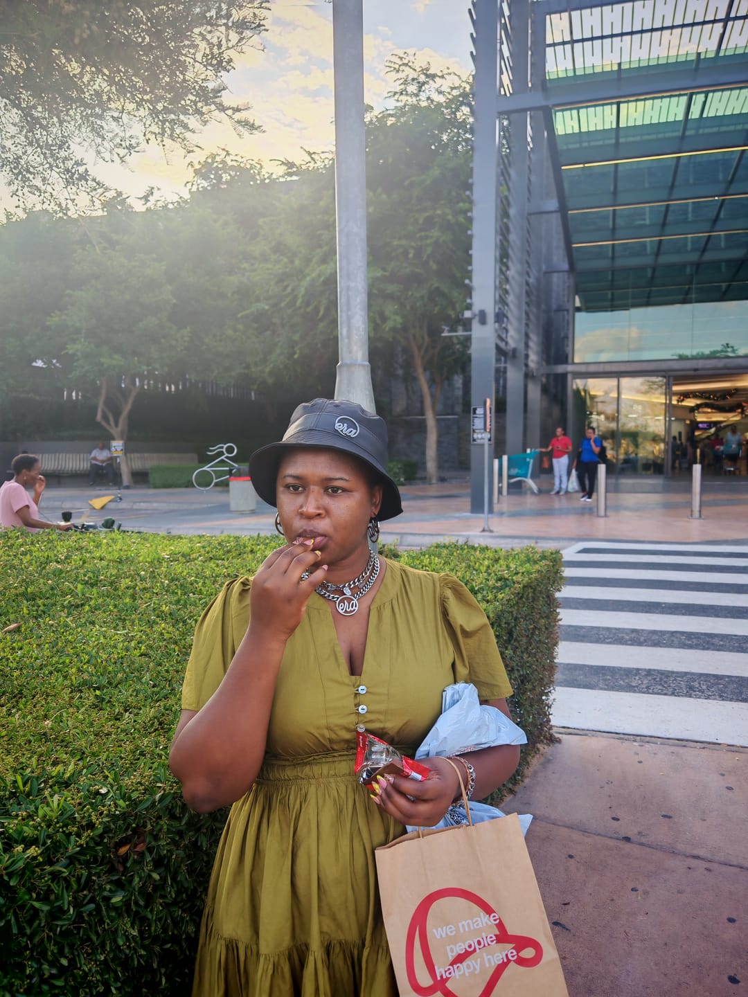 Customer photo review of Black Billy Bucket Hat