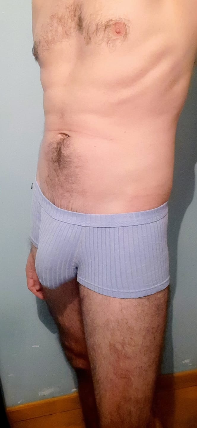 Customer photo review of Men's Threaded Fabric U-Raised Low Rise Trunks
