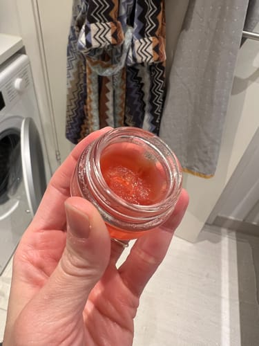 Customer photo review of Baume pour les lèvres teinté