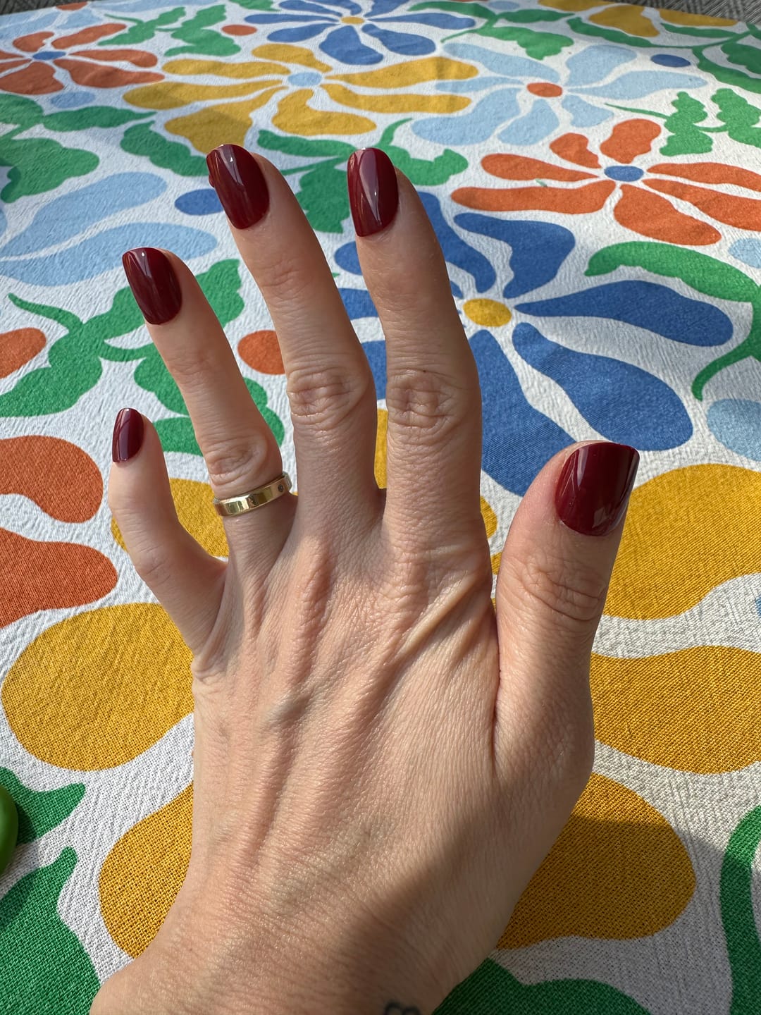 Customer photo review of Red Temptation - XS Squoval - 30 Adet Takma Tırnak