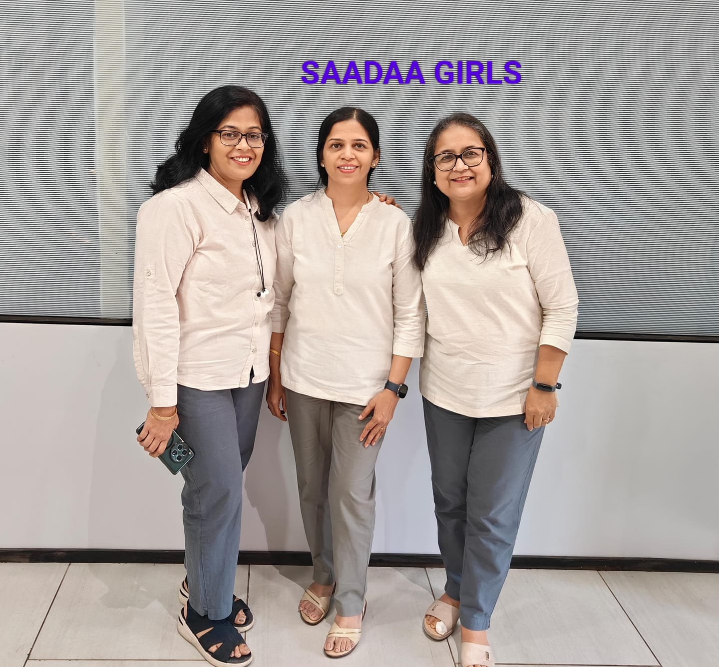 Customer photo review of Ecru Airy-Linen Shirt