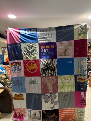 Customer photo review of Project Repat T-Shirt Quilt