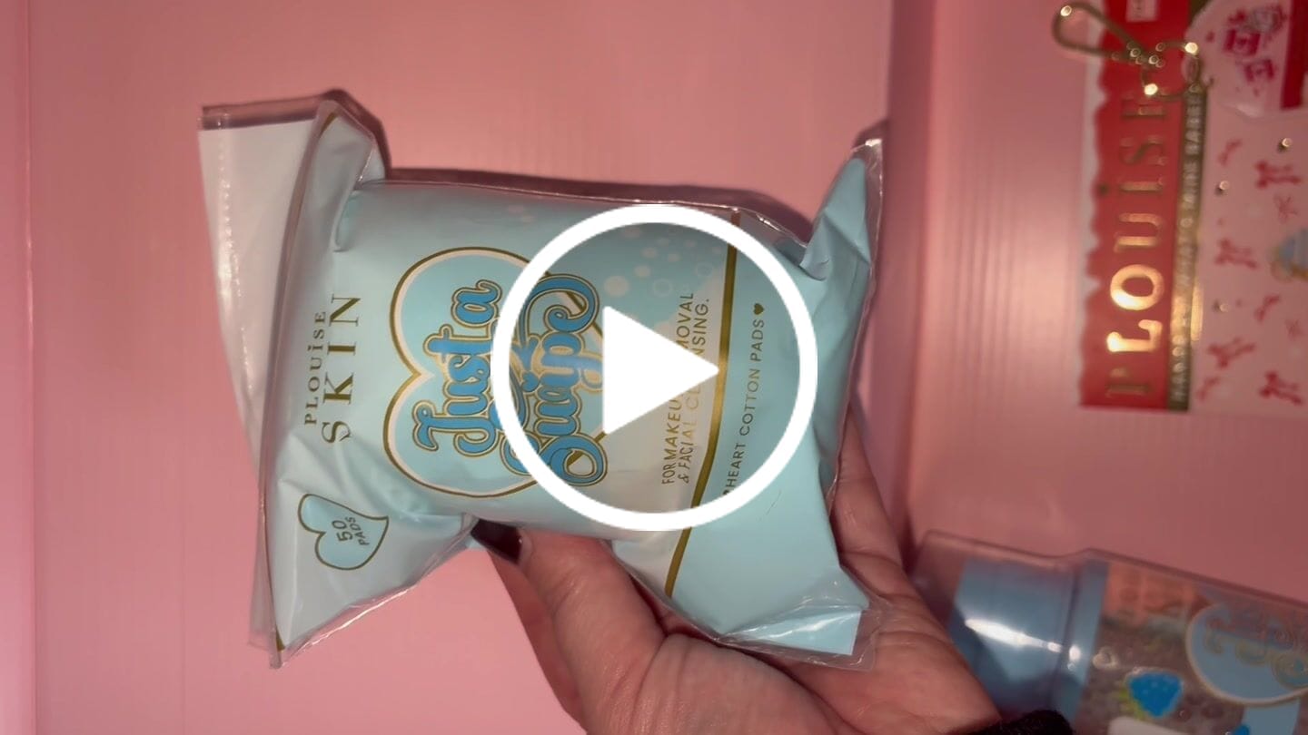 Customer video review of P.Louise Just A Swipe Heart-Shaped Cotton Pads