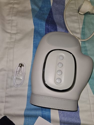 Customer photo review of Guante Masajeador Terapéutico