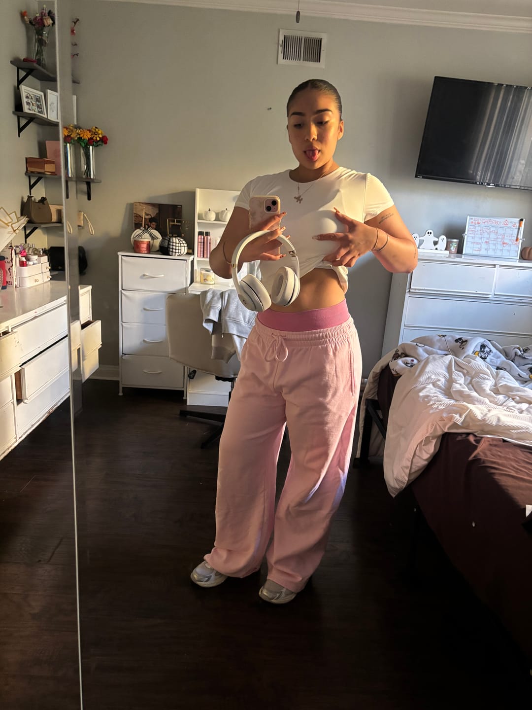 Customer photo review of W281 Flashback Joggers