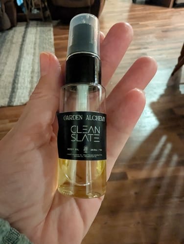 Customer photo review of 1OZ SAMPLE BODY OIL