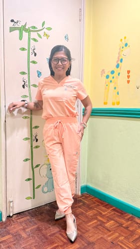 Customer photo review of 4-Pocket MoveTech® Scrub Top - Women / Mellow Melon