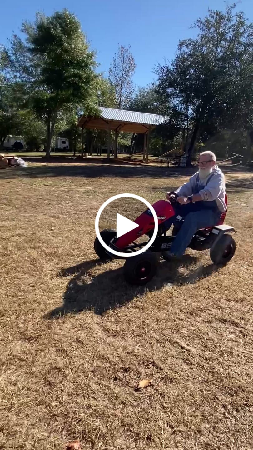 Customer video review of BERG Buzzy