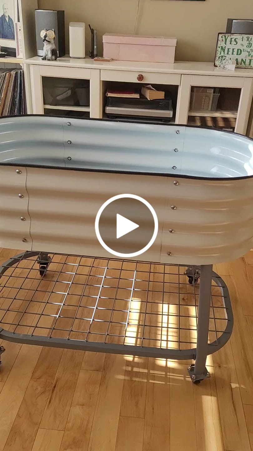 Customer video review of Elevated Rolling Patio Garden