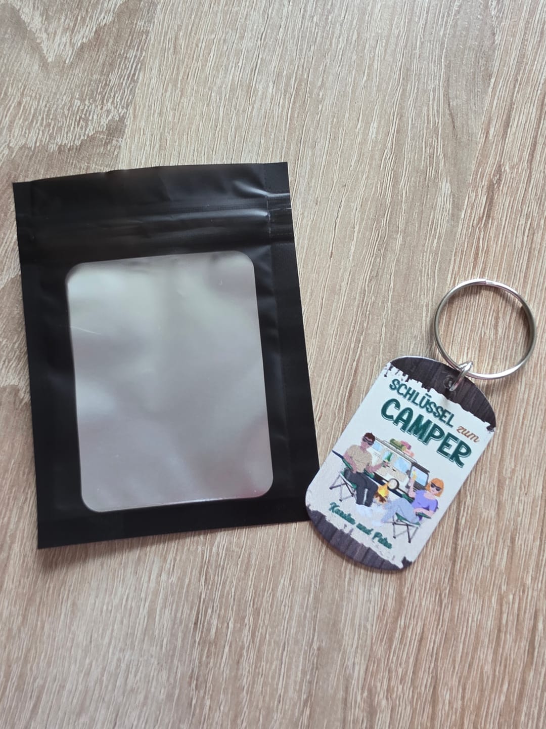 Customer photo review of Camping Couple - Personalisierter Schlüsselanhänger