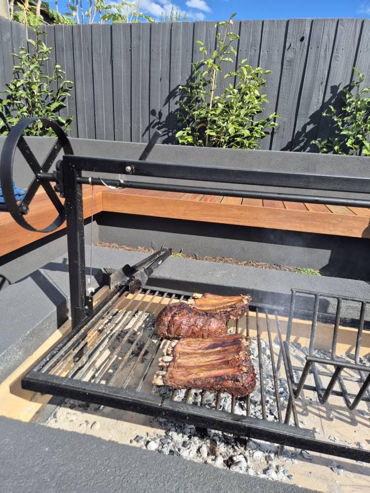 Customer photo review of Grill Set with Santa Maria Grill and Brazier
