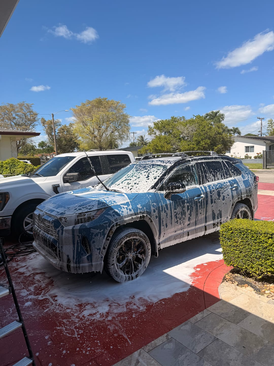 Customer photo review of BLACKLINE® MICROFIBER WASH MITT