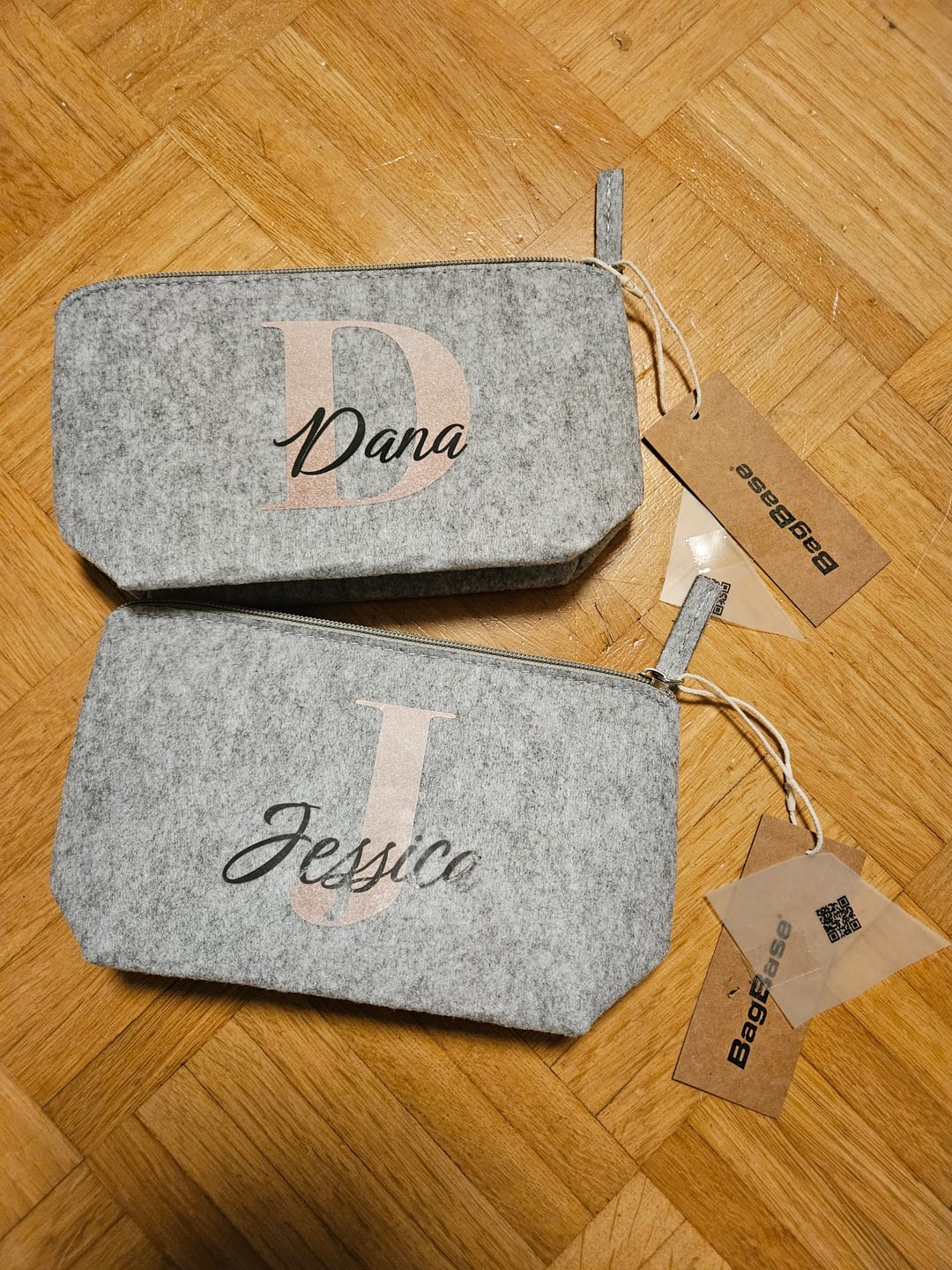 Customer photo review of Initiale - Individuelle Kosmetiktasche Filz