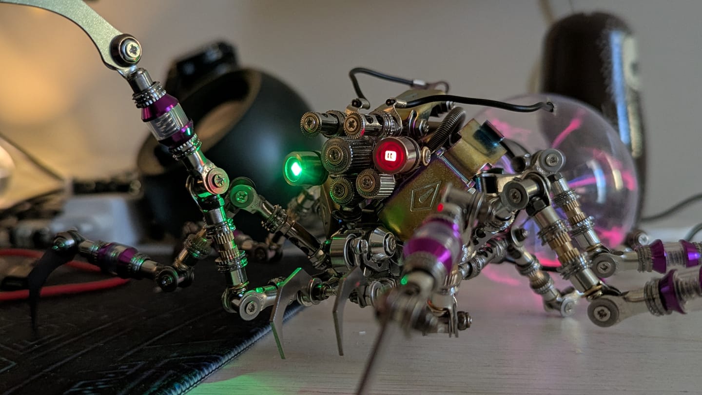 Customer photo review of Cyberpunk Plasma Ball Spider